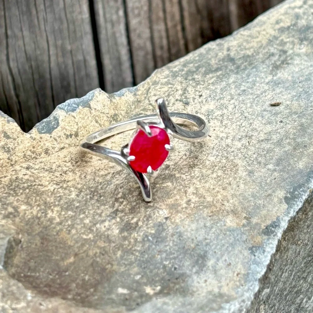 Ruby Ring - Picture 8 of 14